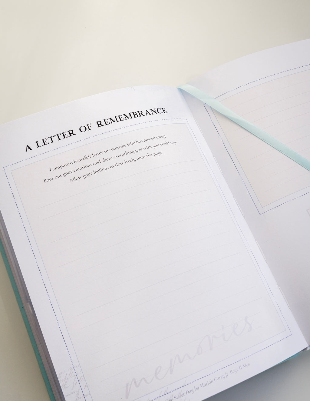 In the Blink of an Eye: A Photo Memory Keepsake Journal